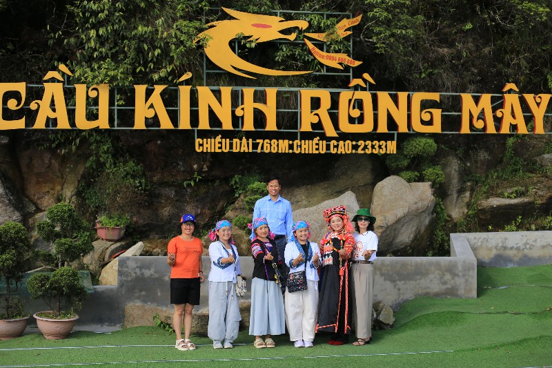 Đón đoàn Famtrip khảo sát, quảng bá địa điểm du lịch, vùng nguyên liệu tỉnh Lai Châu năm 2025