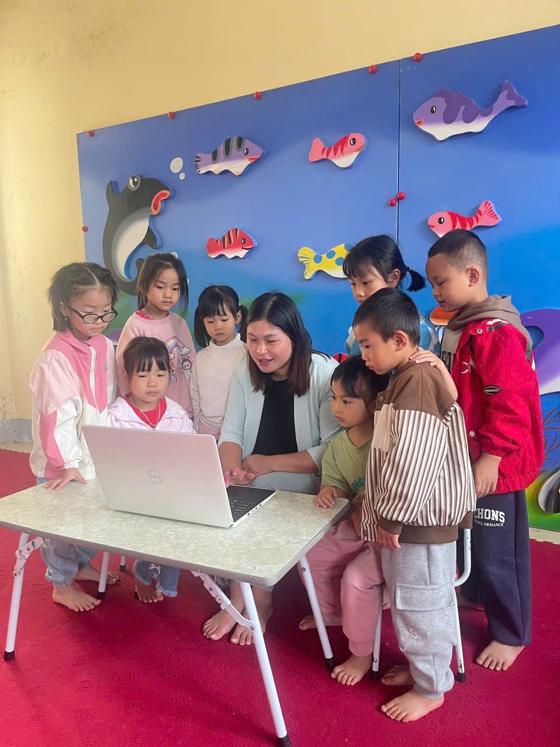Nỗ lực bảo vệ, hỗ trợ trẻ em tương tác trên môi trường mạng