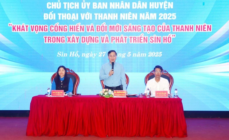 Đối thoại giữa Chủ tịch UBND huyện Sìn Hồ với thanh niên năm 2025