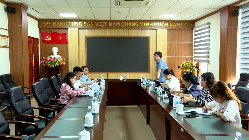 Họp chuẩn bị cho Hội nghị gặp mặt, biểu dương người làm báo tiêu biểu tỉnh Lai Châu