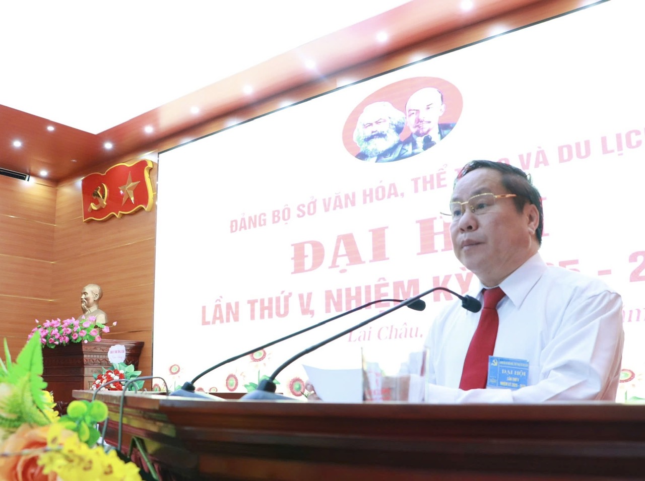 Đồng chí Tống Thanh Hải - Ủy viên Ban Thường vụ Tỉnh ủy, Phó Chủ tịch Thường trực UBND tỉnh phát biểu chỉ đạo Đại hội.