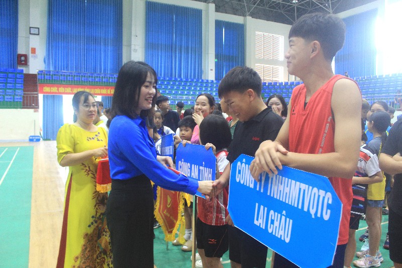 Giải Cầu lông trẻ, Thiếu niên - Nhi đồng tỉnh Lai Châu lần thứ XXI năm 2025, tranh Cúp Ba sao