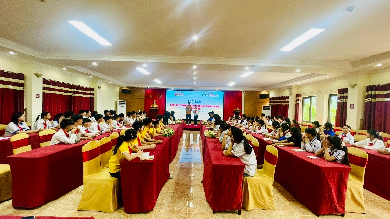 Tọa đàm chia sẻ kinh nghiệm triển khai hoạt động mô hình Hội đồng trẻ em các cấp