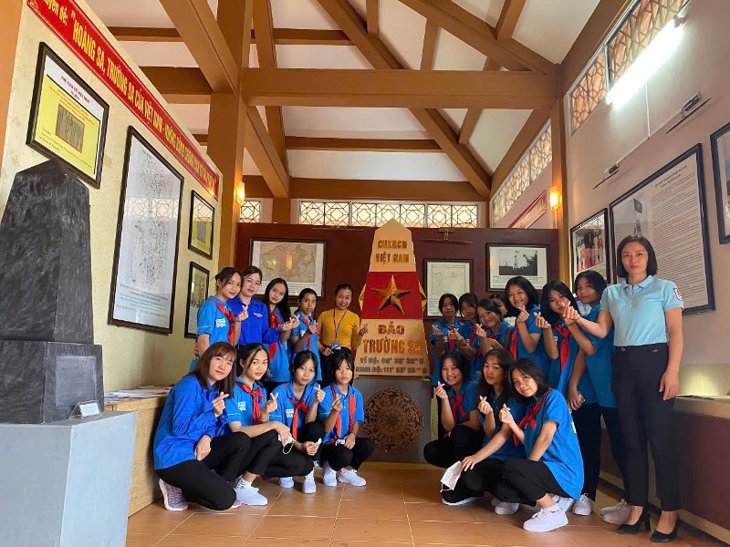Thấm nhuần lời Bác Hồ dạy
