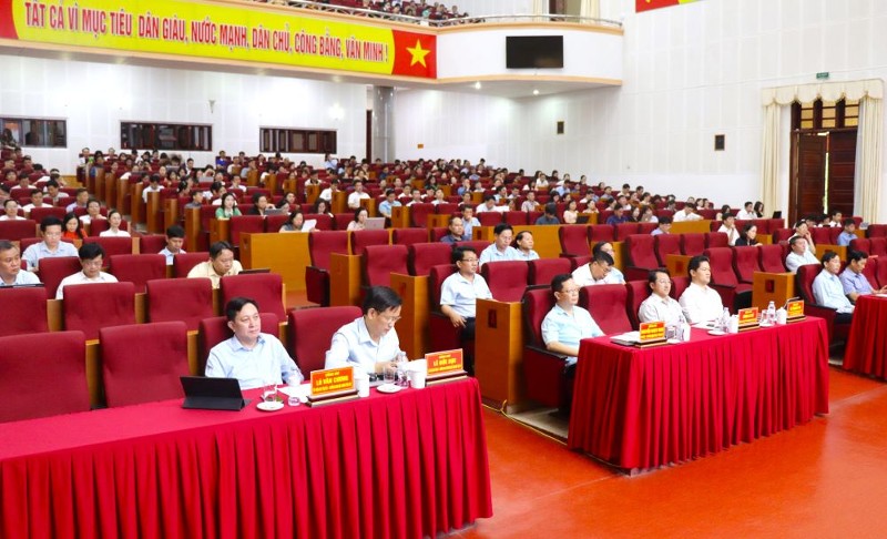 Tập huấn về tổ chức và hoạt động của tổ chức Đảng, chính quyền ở cấp xã (mới)