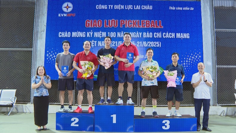 Giao lưu Pickleball chào mừng Kỷ niệm 100 năm ngày Báo chí Cách mạng Việt Nam