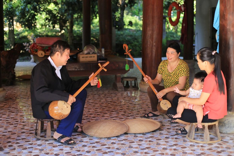 Phát triển du lịch bền vững