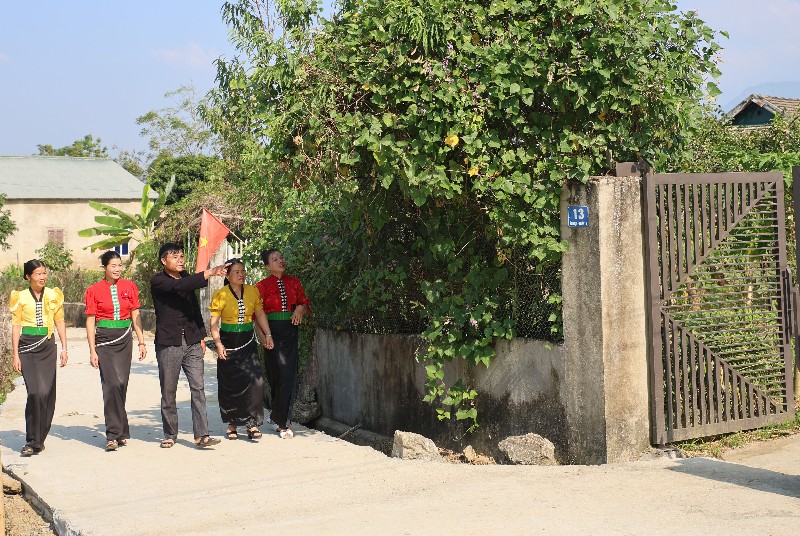 Mường Than xoá bỏ hủ tục, xây dựng nếp sống văn minh