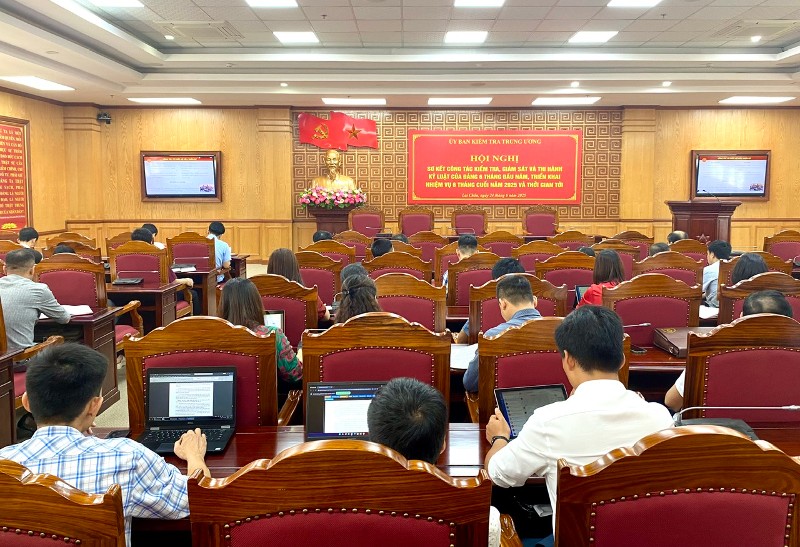 Sơ kết công tác kiểm tra, giám sát và thi hành kỷ luật của Đảng 6 tháng đầu năm, triển khai nhiệm vụ 6 tháng cuối năm 2025