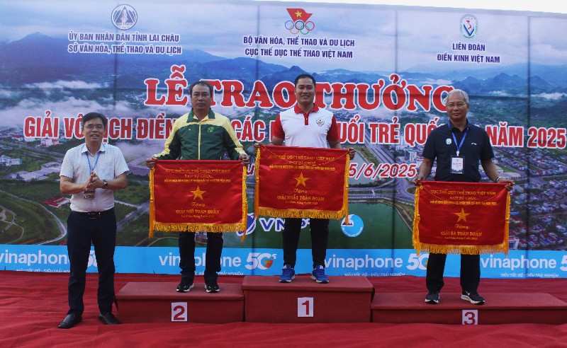 Giải Vô địch Điền kinh trẻ các nhóm tuổi Quốc gia năm 2025: Đội Công an nhân dân đoạt giải nhất toàn đoàn