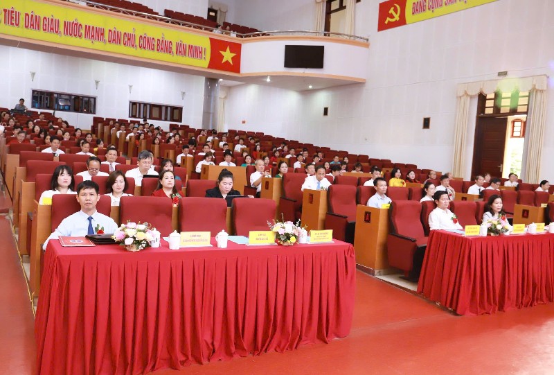 Hội nghị điển hình tiên tiến ngành Y tế tỉnh Lai Châu lần thứ VI