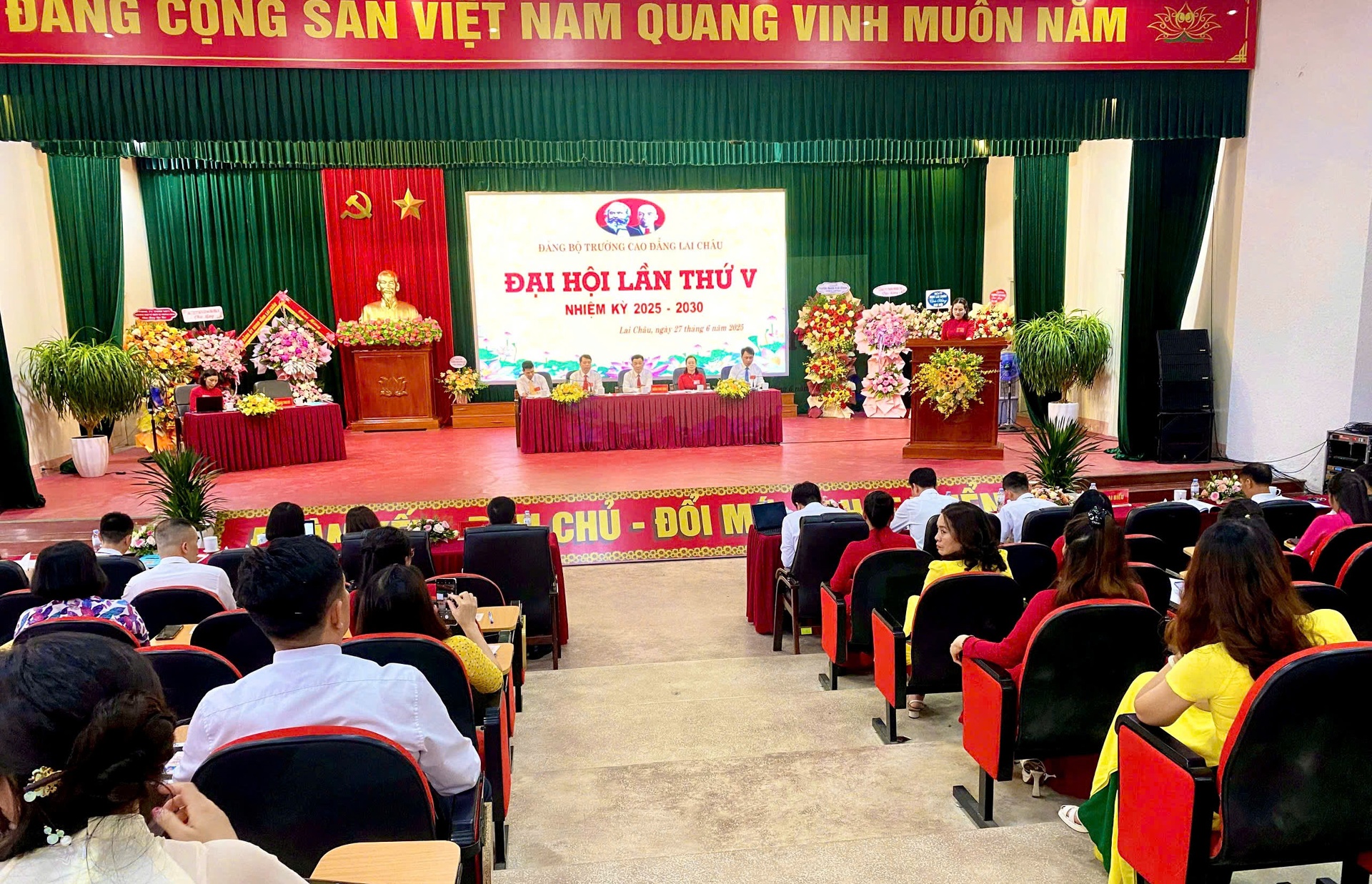 Quang cảnh Đại hội. 