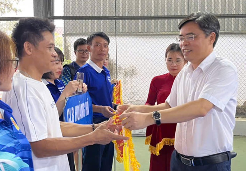 Giải cầu lông, bóng bàn, pickleball gia đình tỉnh Lai Châu lần thứ III