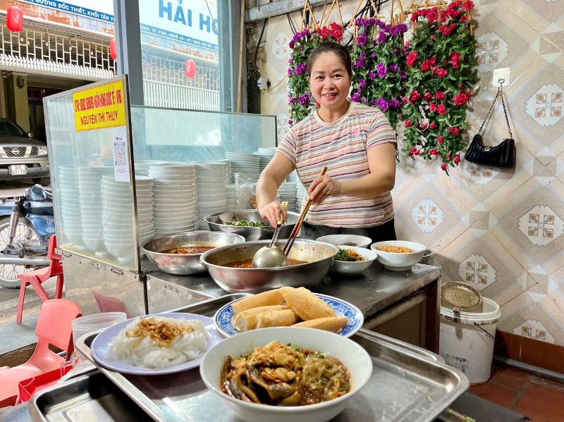 Miến lươn xứ Nghệ: Món ngon níu lòng du khách