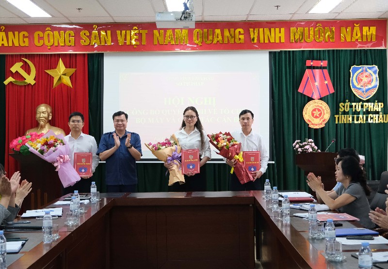Sở Tư pháp tỉnh Lai Châu sắp xếp, tổ chức lại các phòng chuyên môn