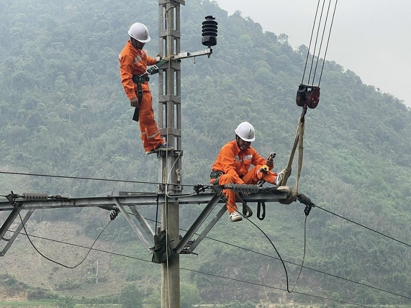 Tiền điện và sự thật: Ai mới thực sự đang “trấn lột” lòng tin của nhân dân
