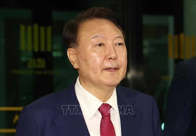 Tòa án Seoul phát lệnh bắt giữ cựu Tổng thống Hàn Quốc Yoon Suk Yeol