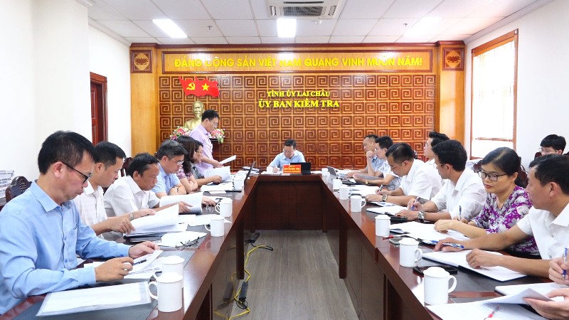 Duyệt văn kiện Đại hội Đảng bộ các xã: Bình Lư, Tả Lèng, Bản Bo, Khun Há