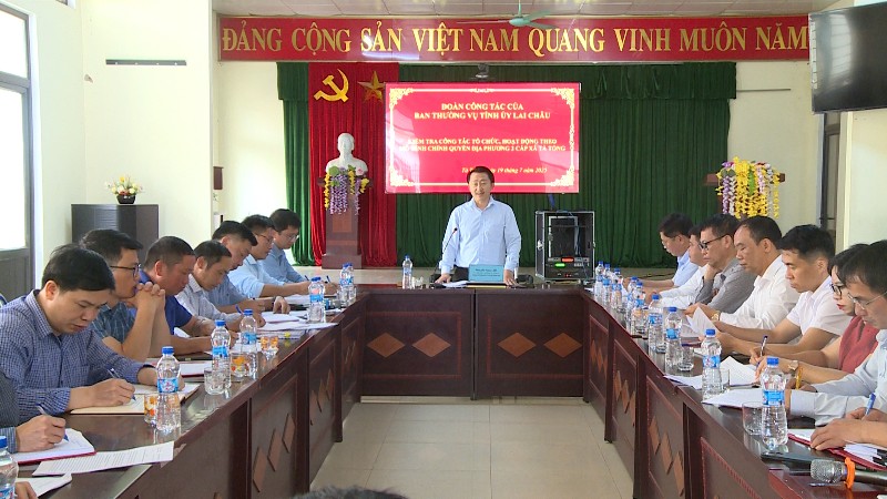 Đoàn công tác của Ban Thường vụ Tỉnh ủy kiểm tra công tác tổ chức, hoạt động theo mô hình chính quyền địa phương 2 cấp xã Tà Tổng