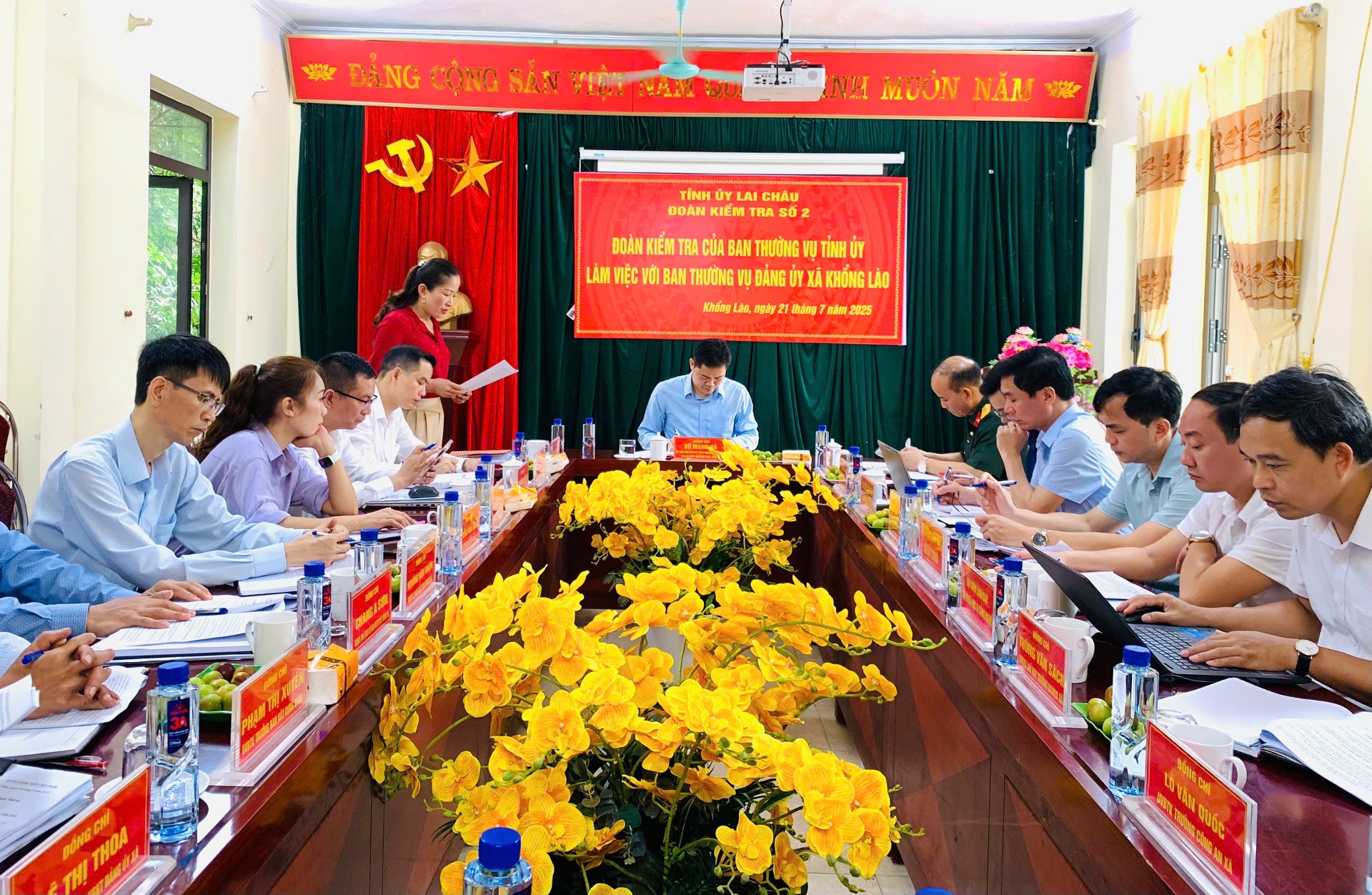 Quang cảnh tại buổi làm việc