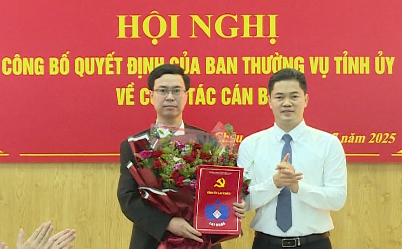 Công bố quyết định của Ban Thường vụ Tỉnh ủy về công tác cán bộ