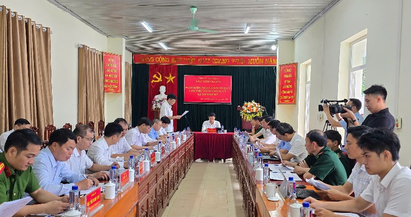 Kiểm tra, nắm tình hình tổ chức, hoạt động mô hình chính quyền địa phương 2 cấp tại xã Sin Suối Hồ