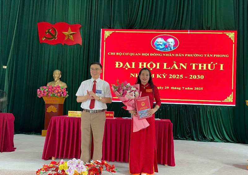 Đại hội Chi bộ cơ quan HĐND phường Tân Phong lần thứ I, nhiệm kỳ 2025-2030