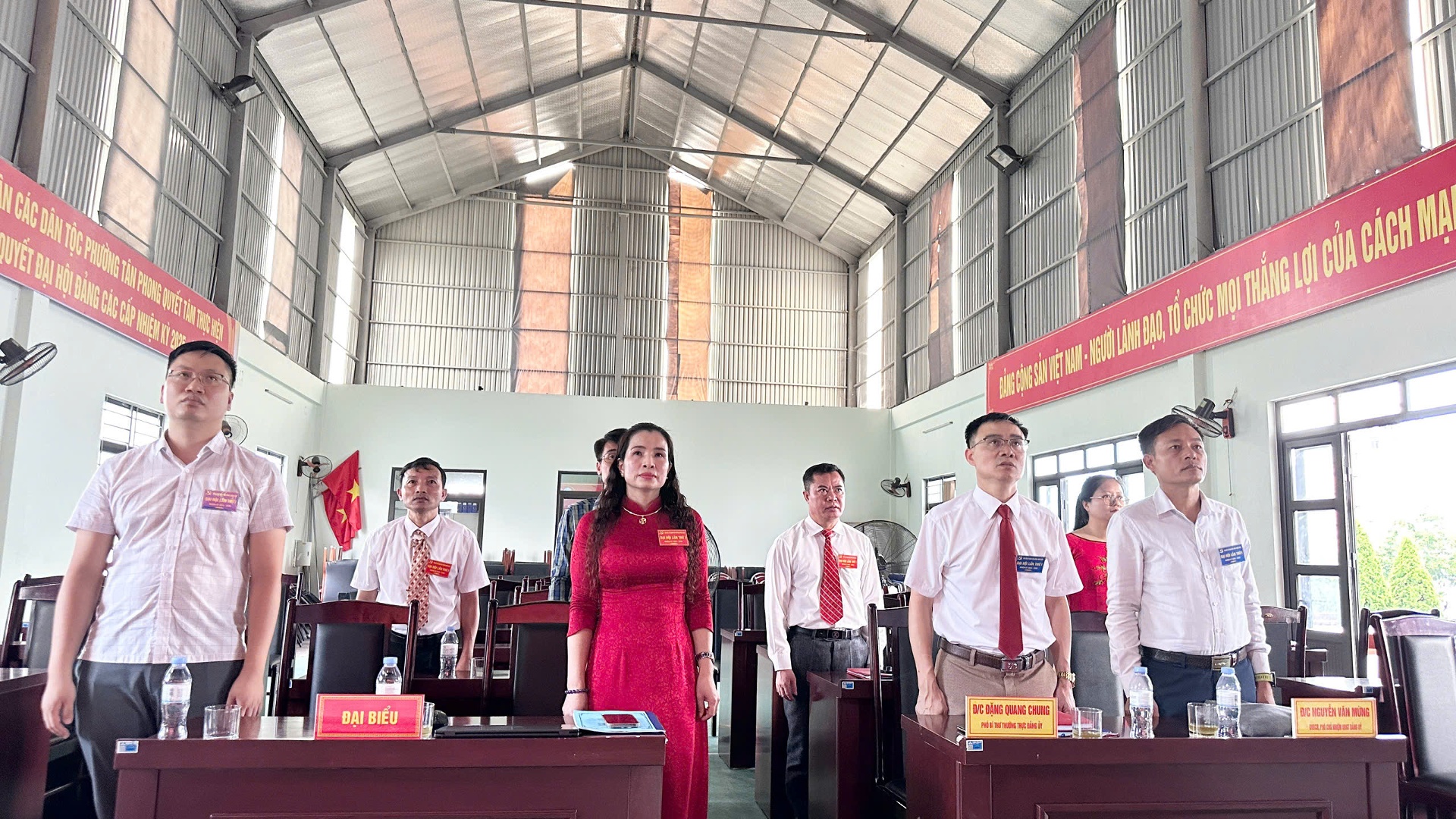 Quang cảnh hội nghị