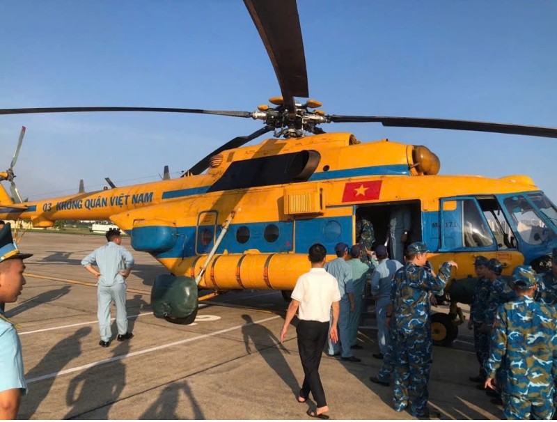 Bộ Quốc phòng điều động máy bay vận chuyển 2 tấn hàng cứu trợ vùng lũ Điện Biên