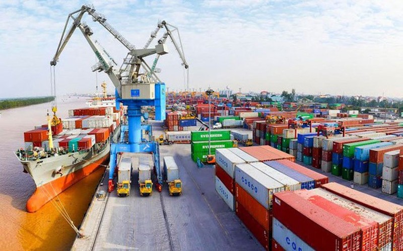Thủ tục giao dịch điện tử trong lĩnh vực thuế với hàng hóa xuất nhập khẩu