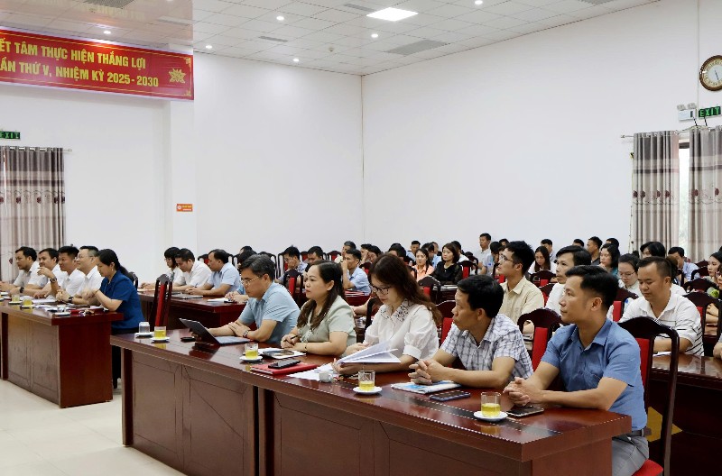 Hội nghị điển hình tiên tiến Báo và phát thanh, truyền hình Lai Châu