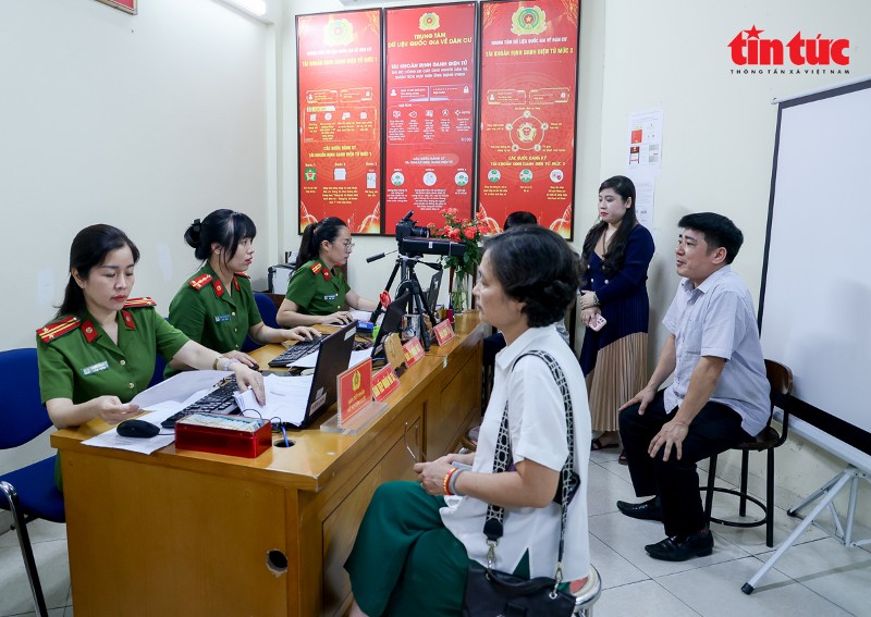 Ban Bí thư yêu cầu tiến hành đổi Thẻ đảng viên trong toàn Đảng
