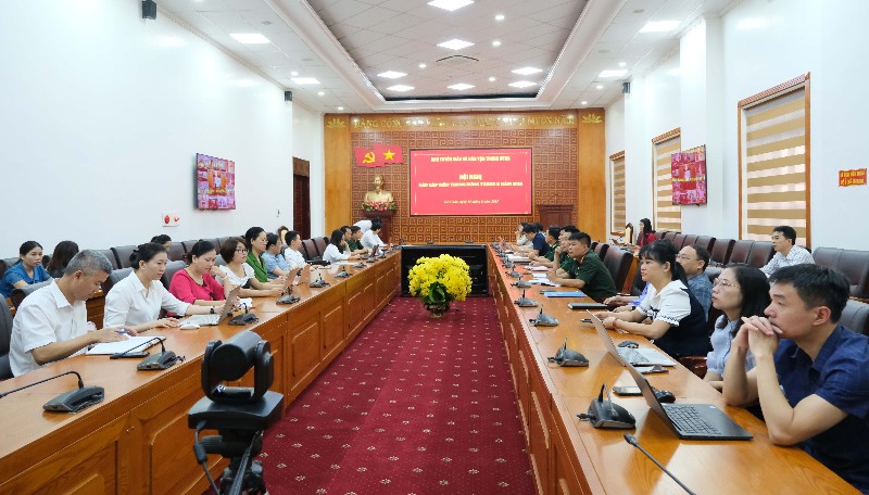 Hội nghị Báo cáo viên Trung ương tháng 8/2025