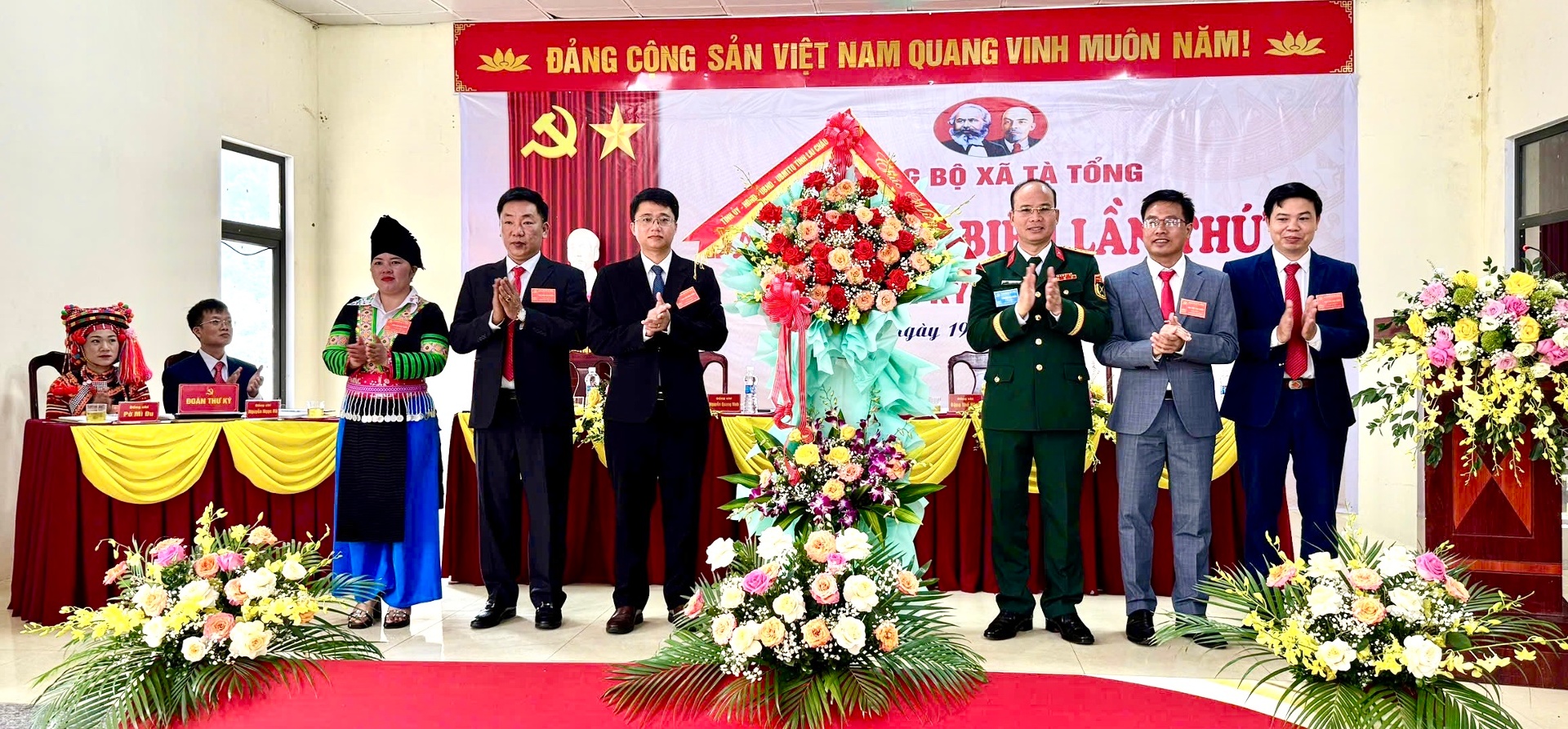 tặng hoa
