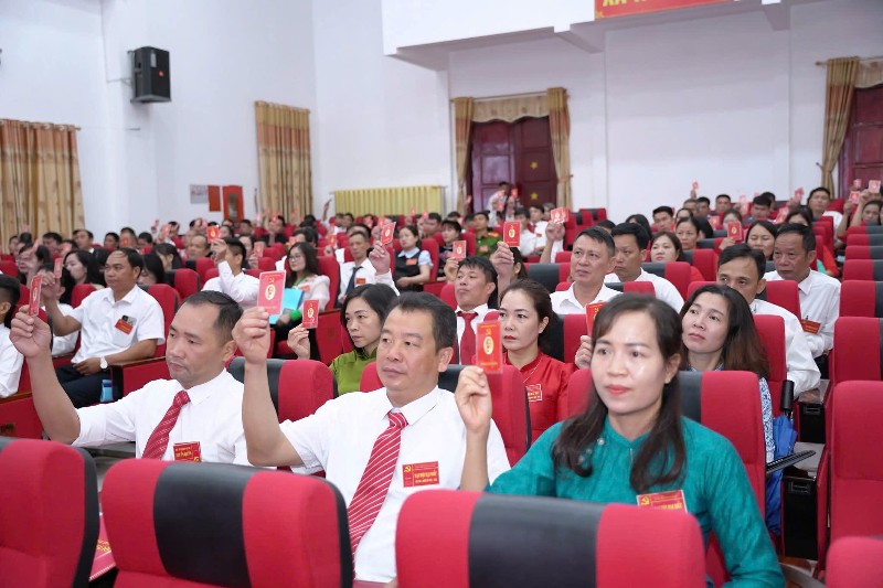 Đoàn kết, dân chủ, kỷ cương, đổi mới và phát triển