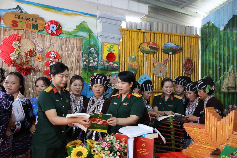 Tập huấn công tác phổ biến, giáo dục pháp luật tại xã Khun Há