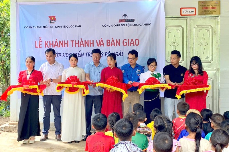 Khánh thành và bàn giao lớp học tại điểm trường Pờ Ngài