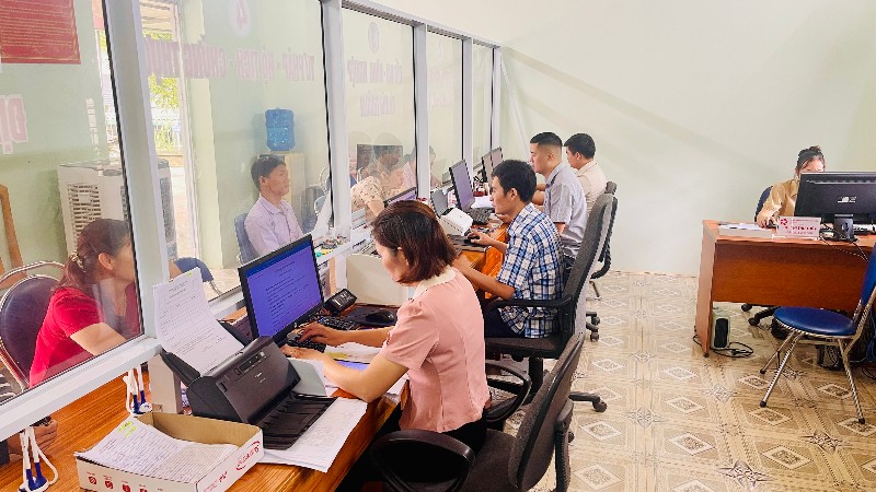 Đẩy mạnh chuyển đổi số, tạo bứt phá phát triển