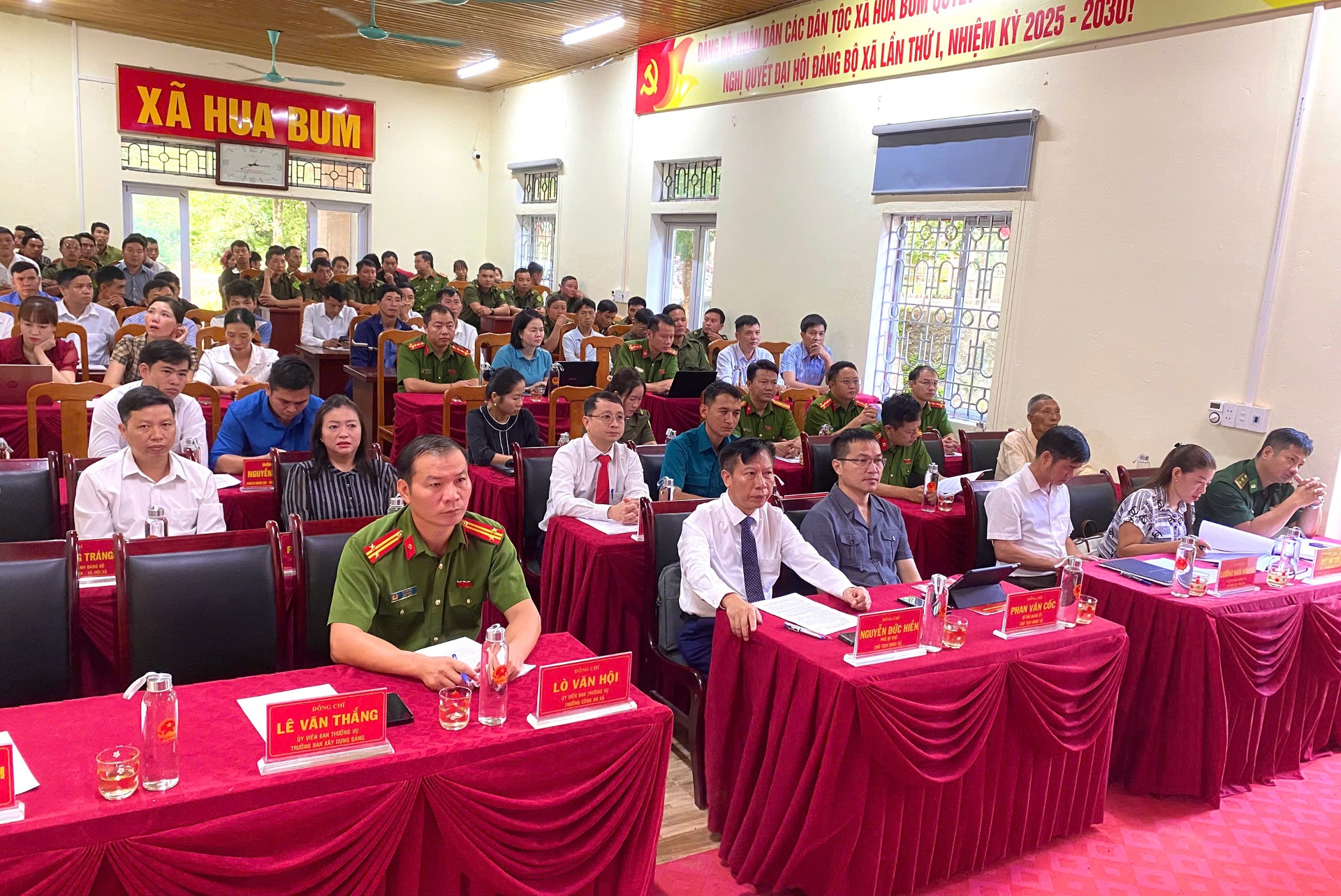 Các đại biểu dự ngày hội. 