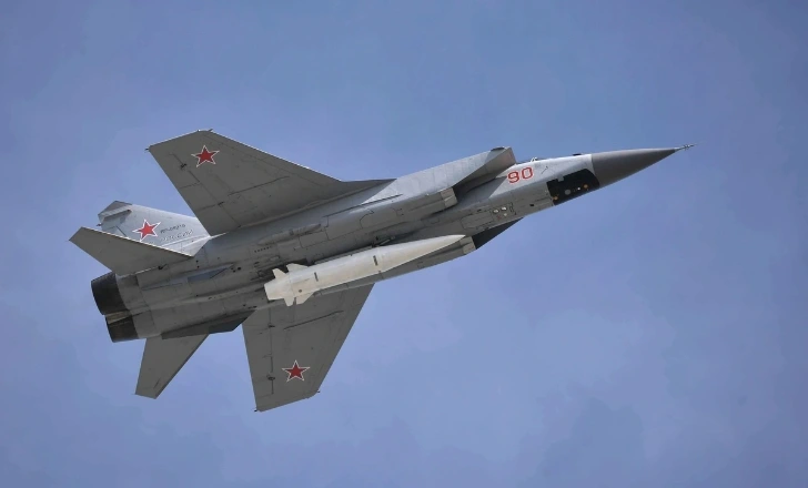 Nga tung đòn tấn công bão lửa bằng Kinzhal, phòng không Ukraine chao đảo