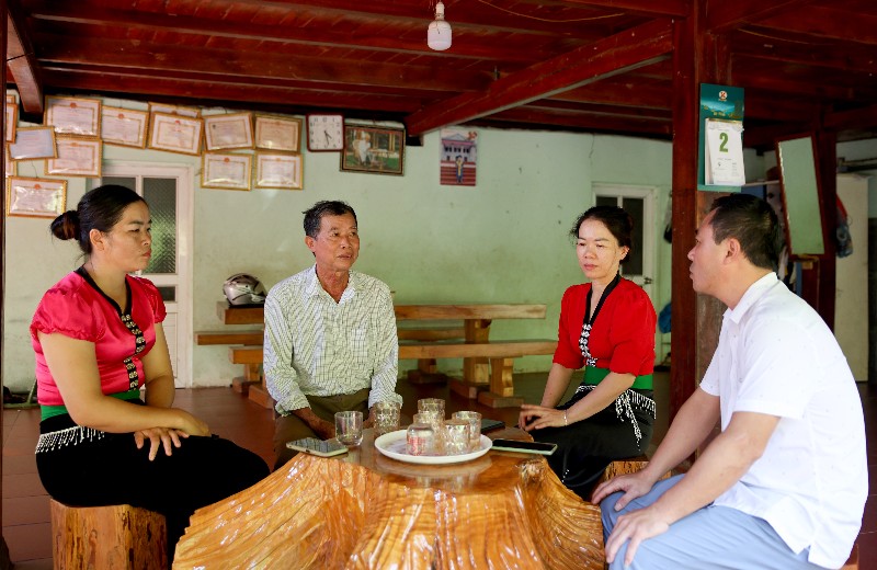 Trưởng bản tâm huyết, trách nhiệm