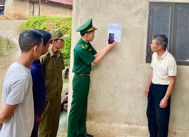 Phong trào “Bình dân học vụ số” ở Đồn Biên phòng Ka Lăng