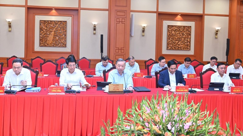 Bộ Chính trị làm việc với Ban Thường vụ Đảng ủy Công an Trung ương