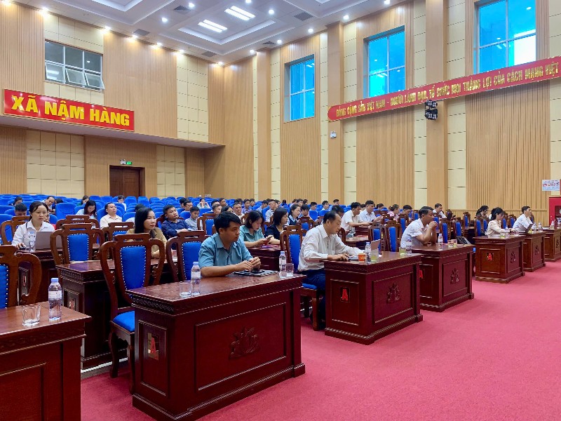 Quán triệt, triển khai thực hiện Nghị quyết Đại hội Đại biểu Đảng bộ xã lần thứ I, nhiệm kỳ 2025-2030