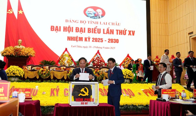 47 đồng chí được bầu vào Ban Chấp hành Đảng bộ tỉnh khóa XV, nhiệm kỳ 2025-2030.