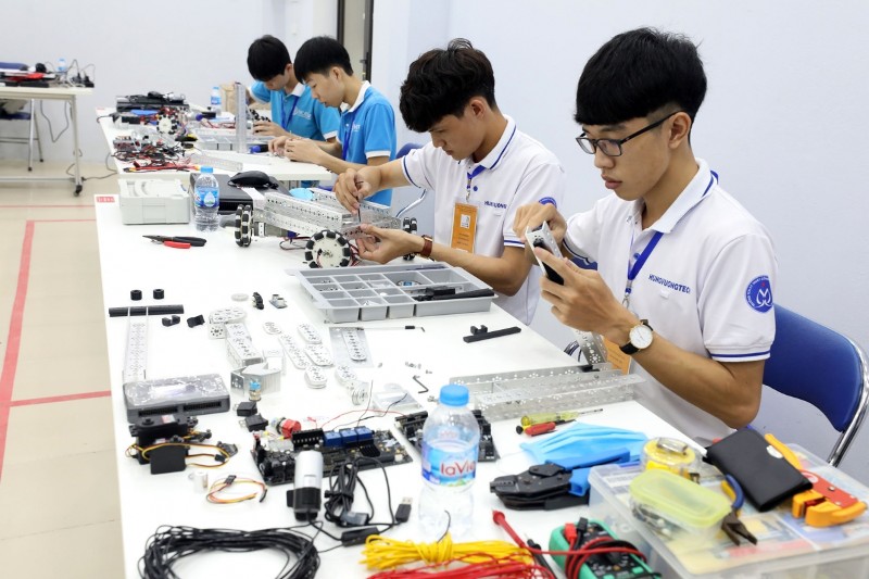 Bộ Nội vụ hướng dẫn sắp xếp các đơn vị sự nghiệp công lập, cơ sở giáo dục và y tế