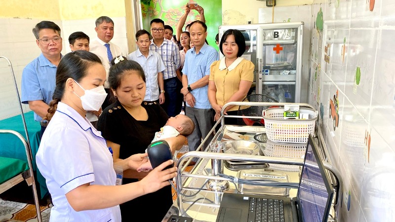 Thẩm định các điều kiện triển khai hồ sơ bệnh án điện tử tại Trung tâm Y tế Phong Thổ