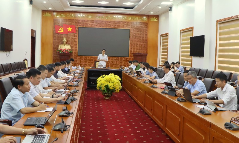 Thảo luận tại tổ về các dự thảo nghị quyết trình kỳ họp 