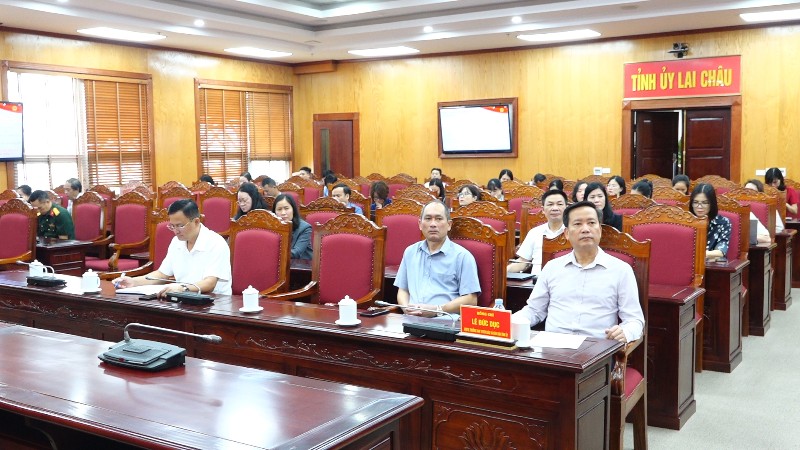 Hội nghị Báo cáo viên Trung ương tháng 9