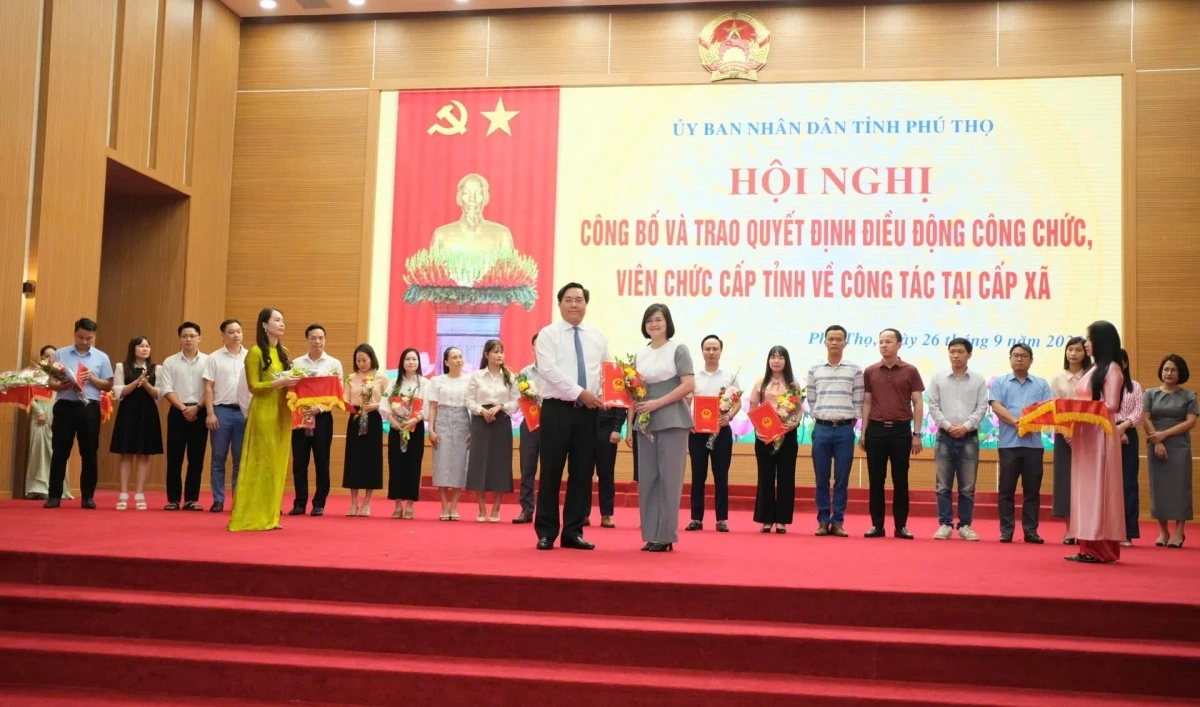 Phú Thọ điều động, biệt phái gần 400 cán bộ công chức về cấp xã